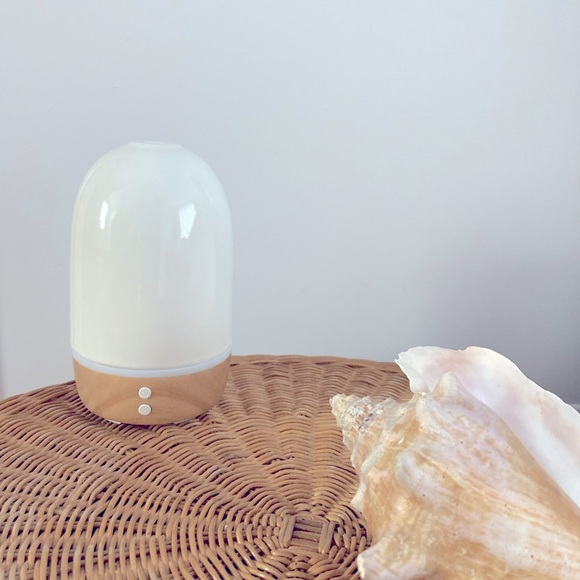 Essential Oil Diffuser - Picture 2 of 2